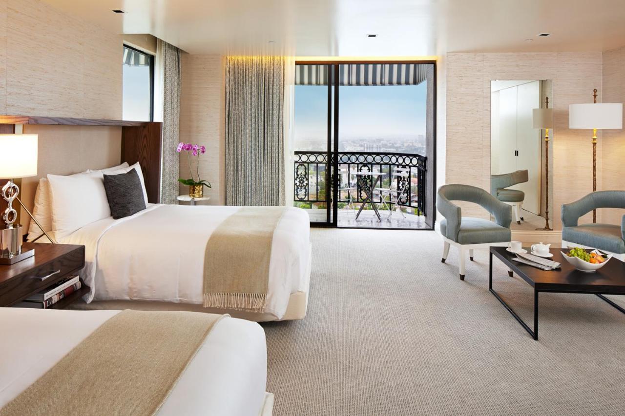 The London West Hollywood At Beverly Hills Eksteriør billede A guest room at the Wynn
